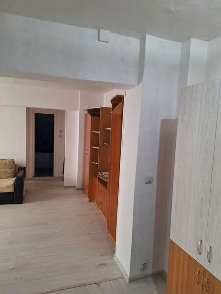 Aparatorii Patriei metrou, proprietar,